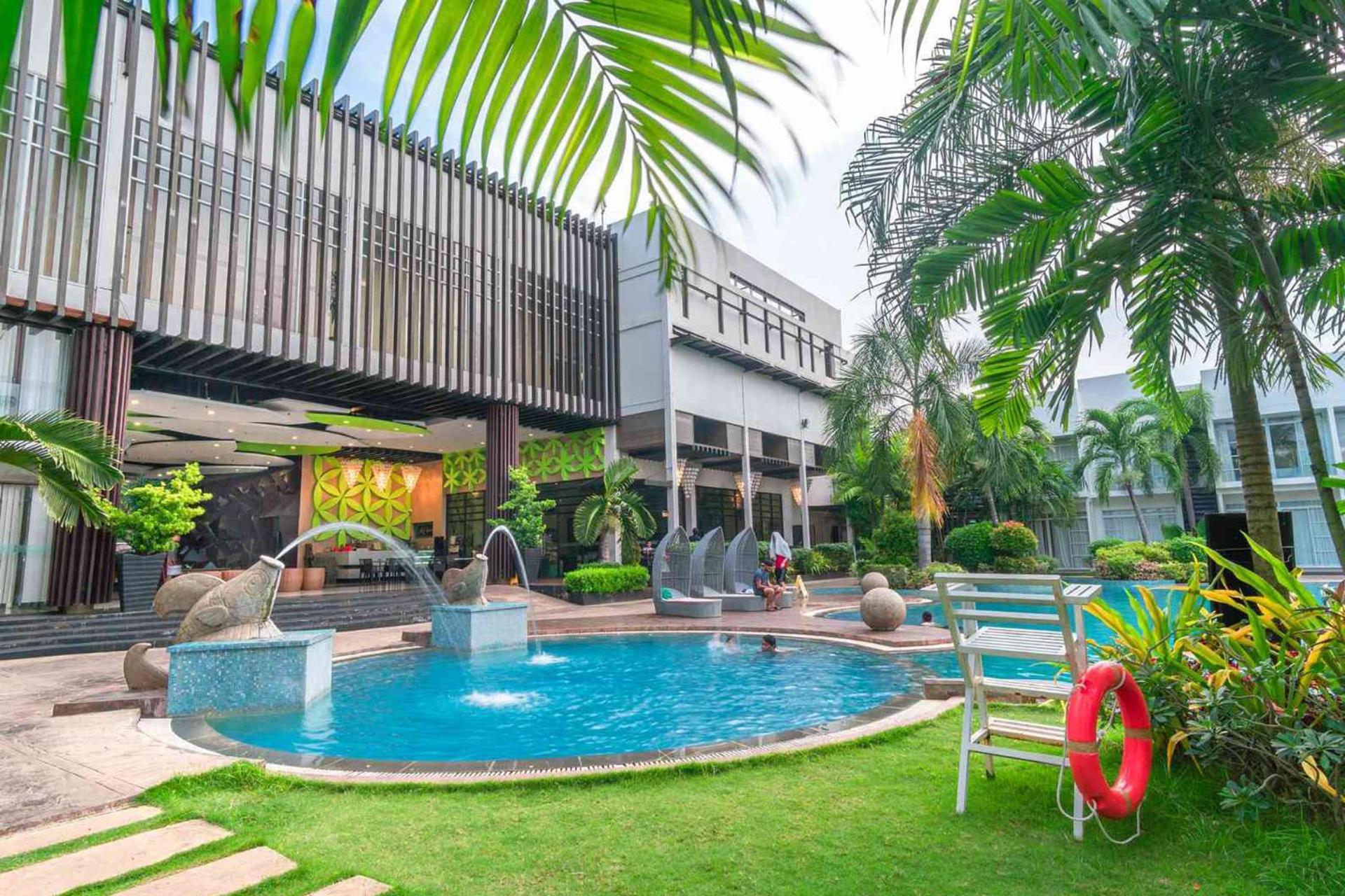 Aziza Paradise Hotel Puerto Princesa Exterior photo