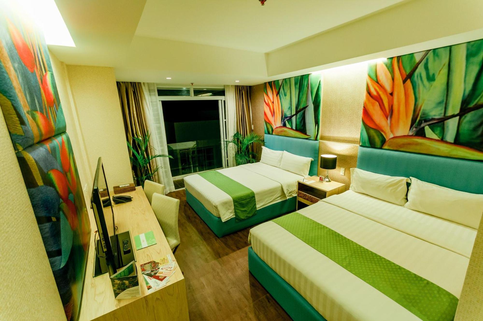 Aziza Paradise Hotel Puerto Princesa Exterior photo