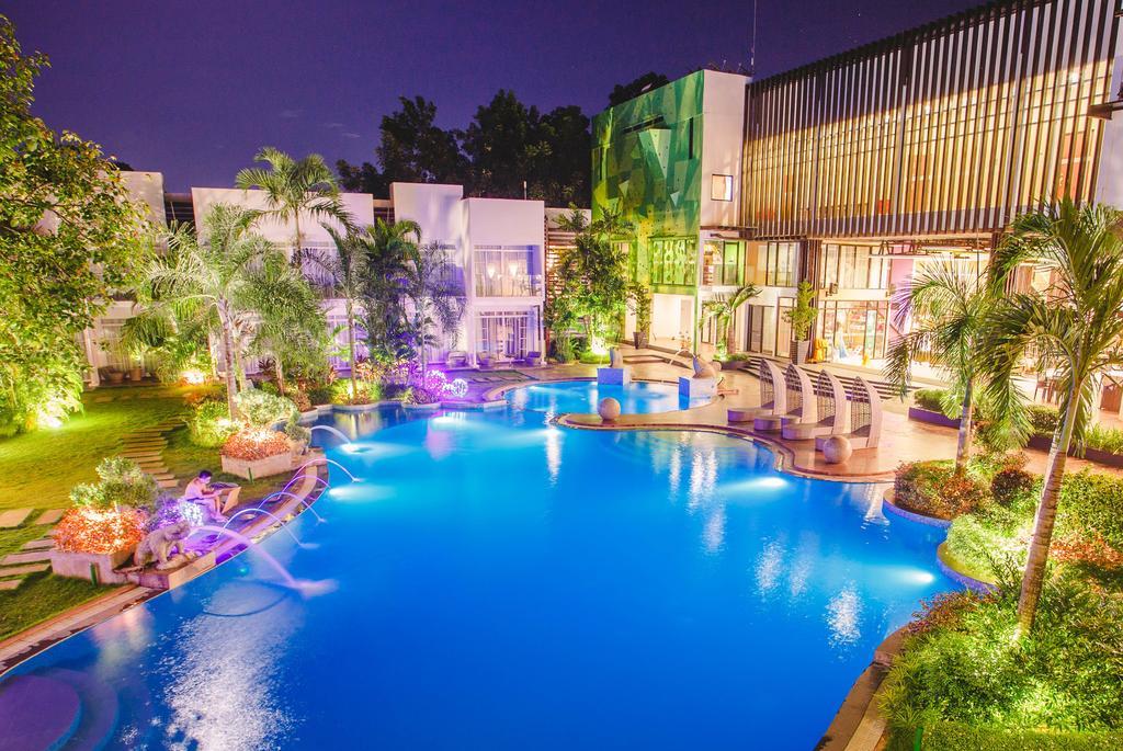 Aziza Paradise Hotel Puerto Princesa Exterior photo