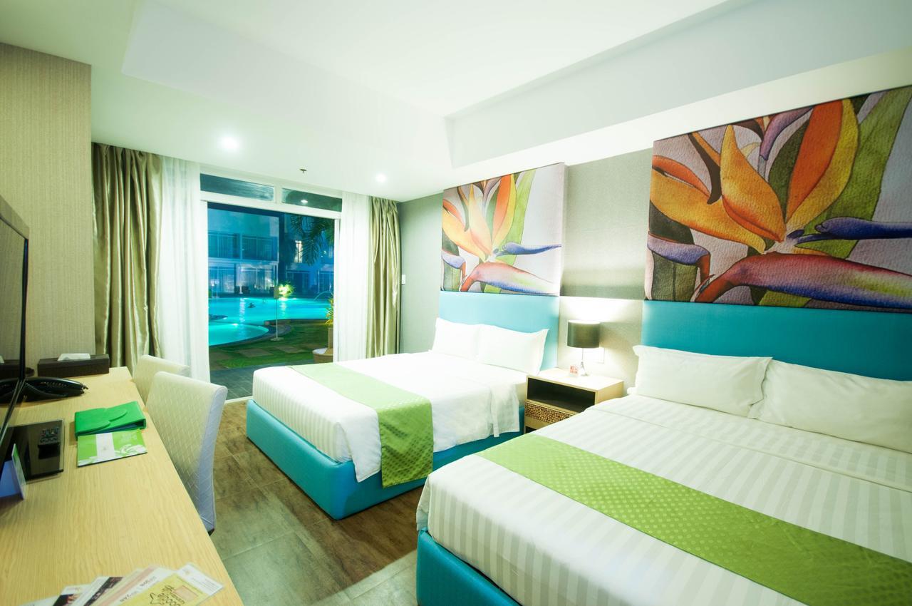 Aziza Paradise Hotel Puerto Princesa Exterior photo