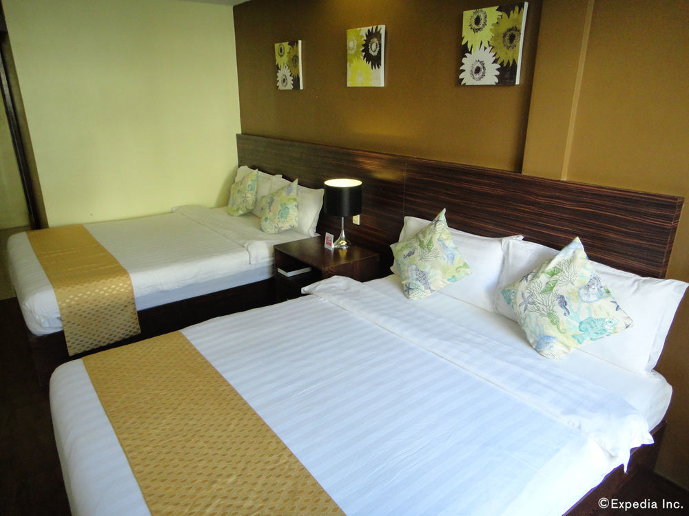 Aziza Paradise Hotel Puerto Princesa Exterior photo
