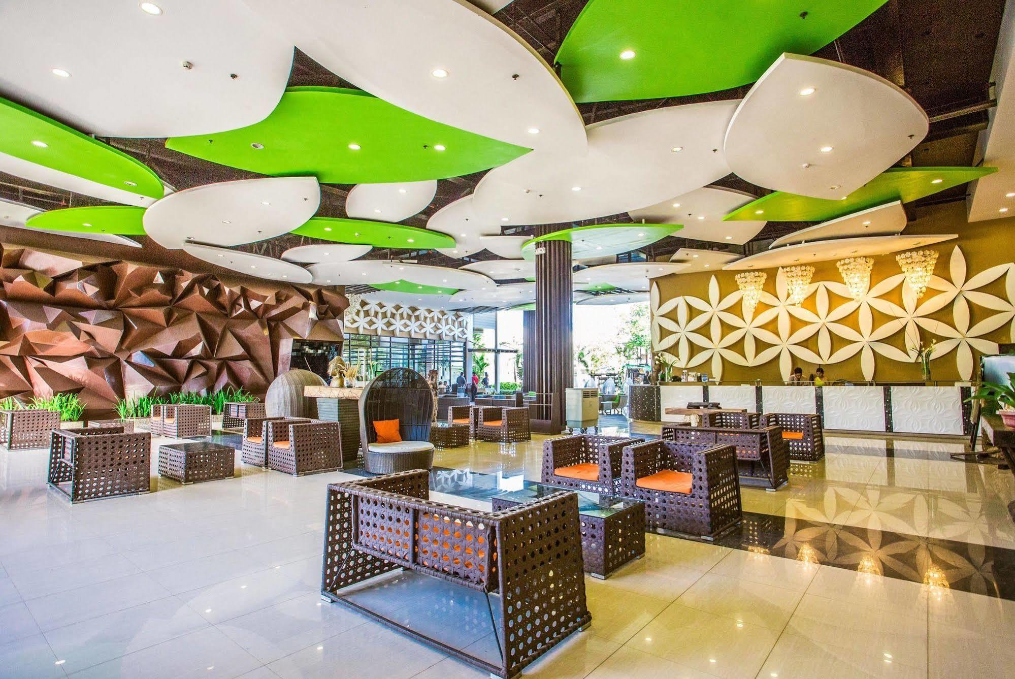 Aziza Paradise Hotel Puerto Princesa Exterior photo